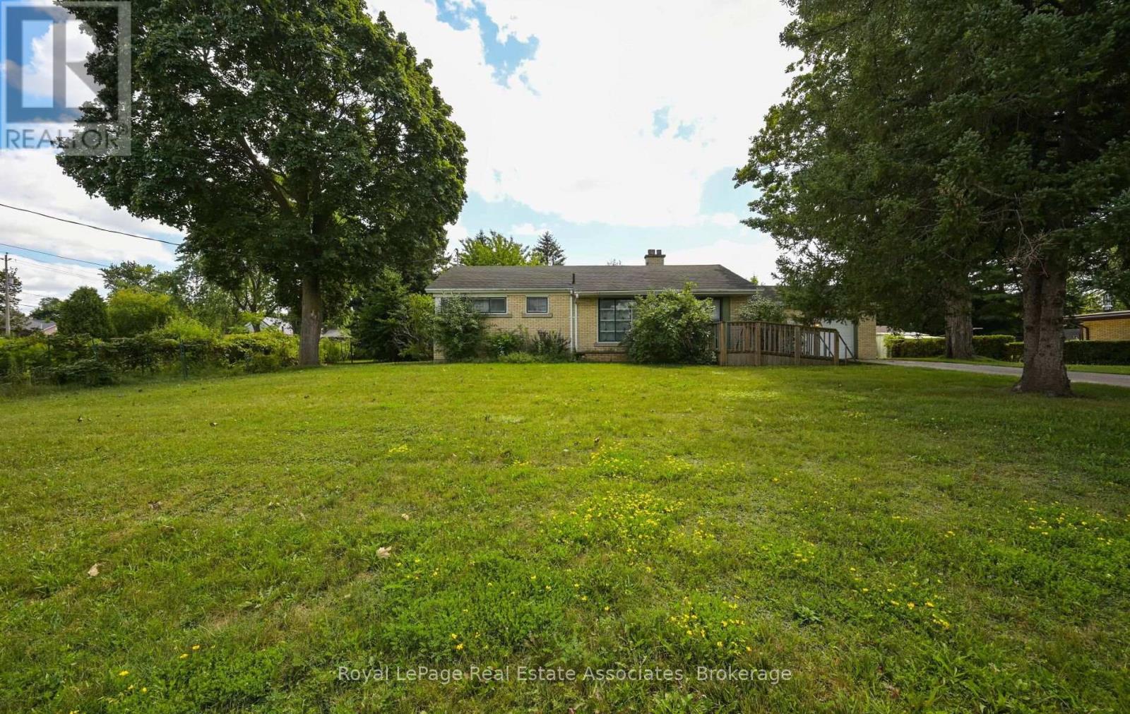 27 ROTHSAY AVENUE - 1