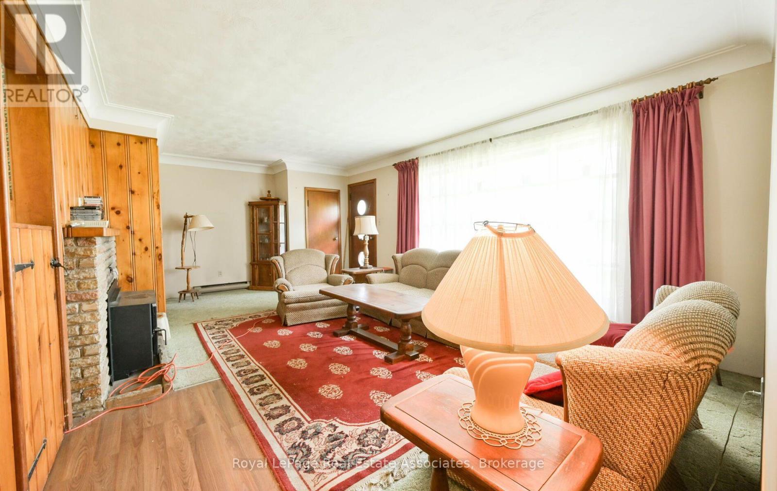 27 ROTHSAY AVENUE - 6