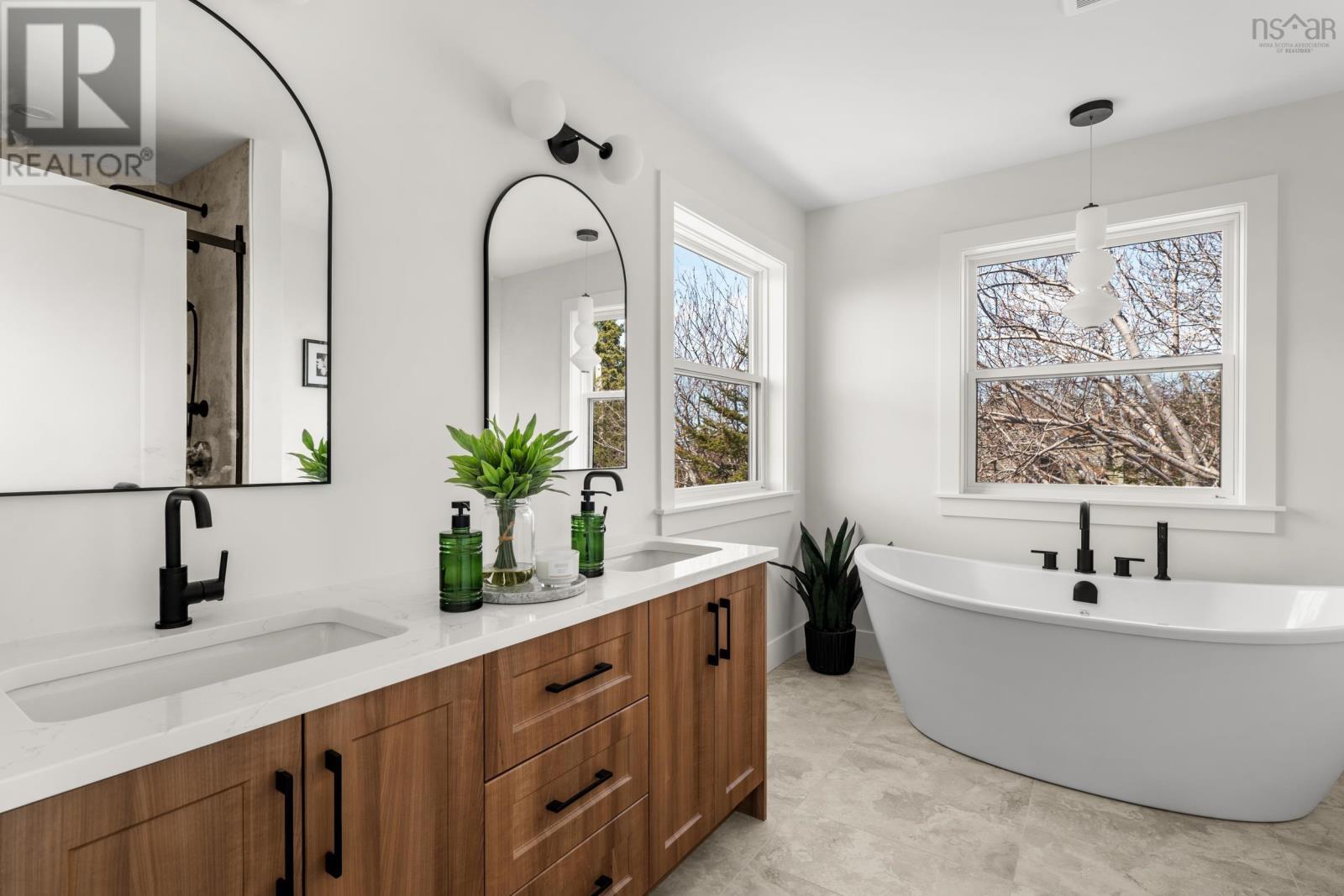 8776 Peggys Cove Road - 39