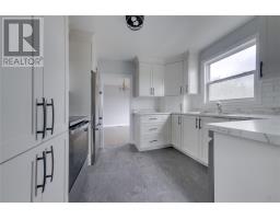 93 Clarence Street thumbnail 5