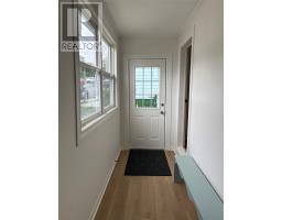 10 Morris Avenue thumbnail 14