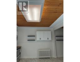 10 Morris Avenue thumbnail 11