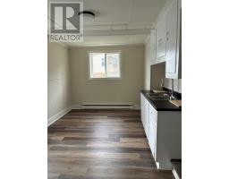 10 Morris Avenue thumbnail 35