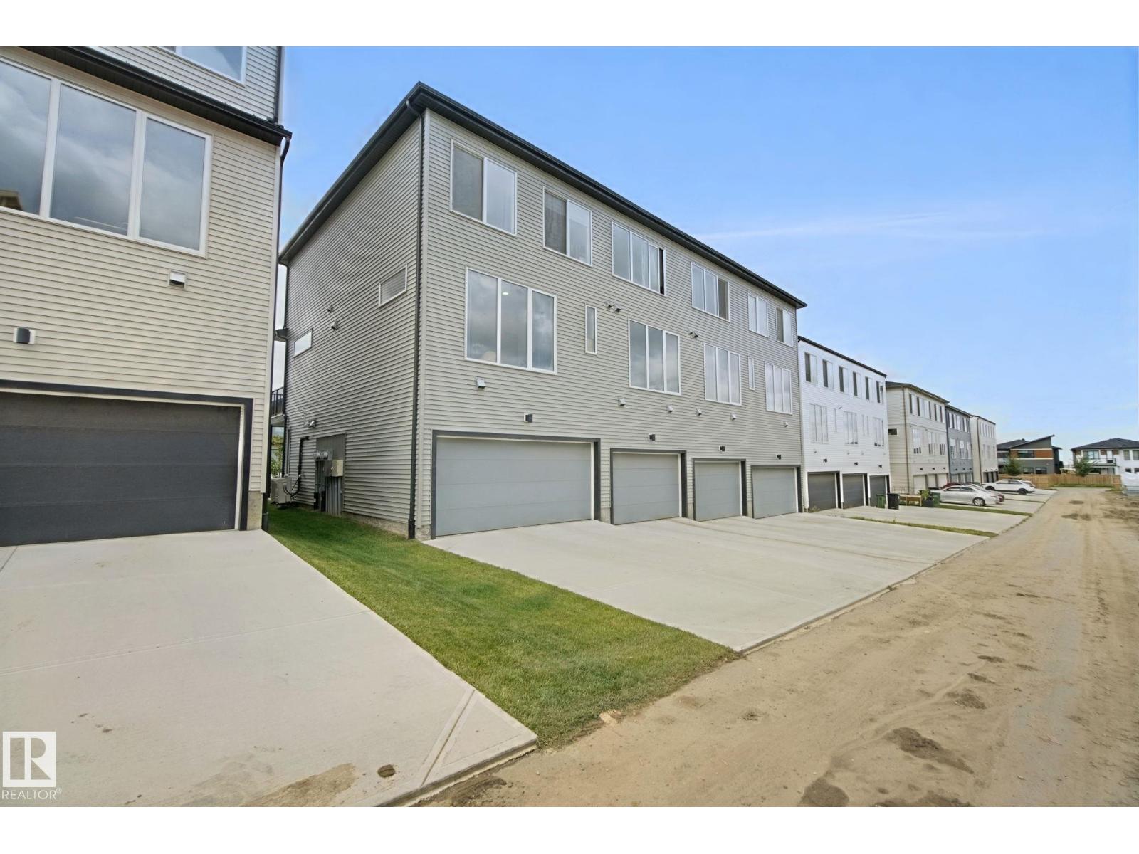 409 32 ST SW - 40