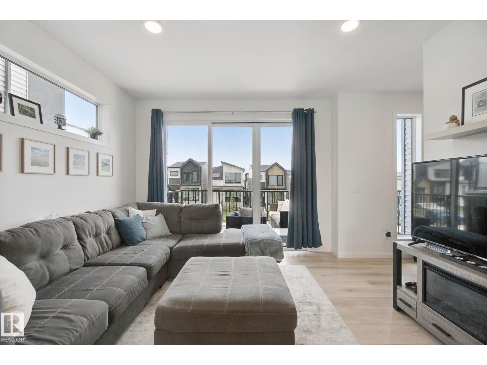 409 32 ST SW - 8