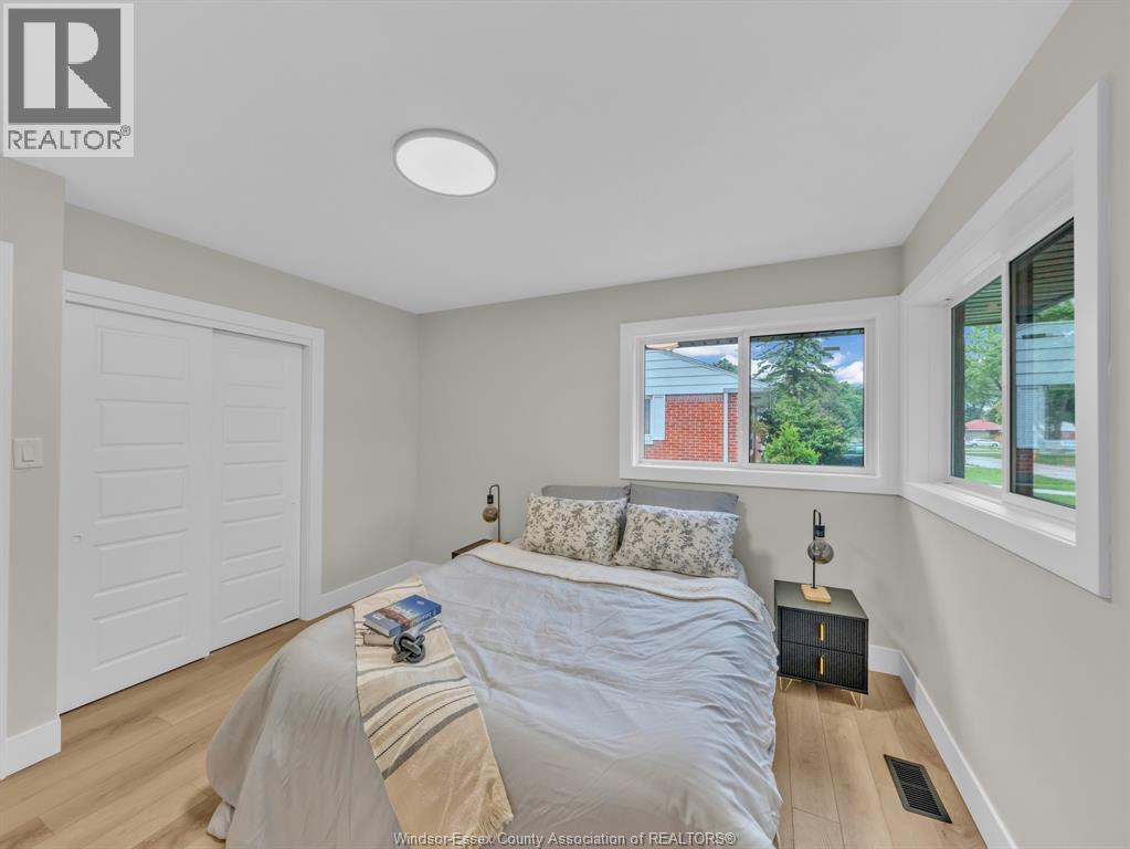 3237 Mckay AVENUE - Image 17