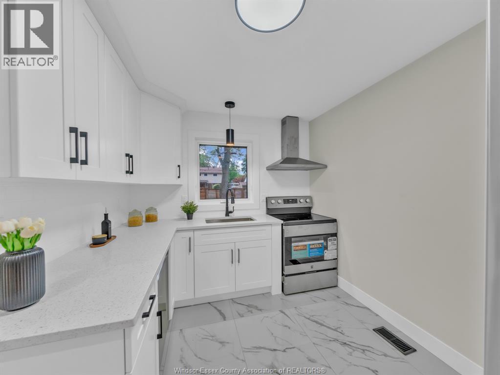 3237 Mckay AVENUE - Image 10