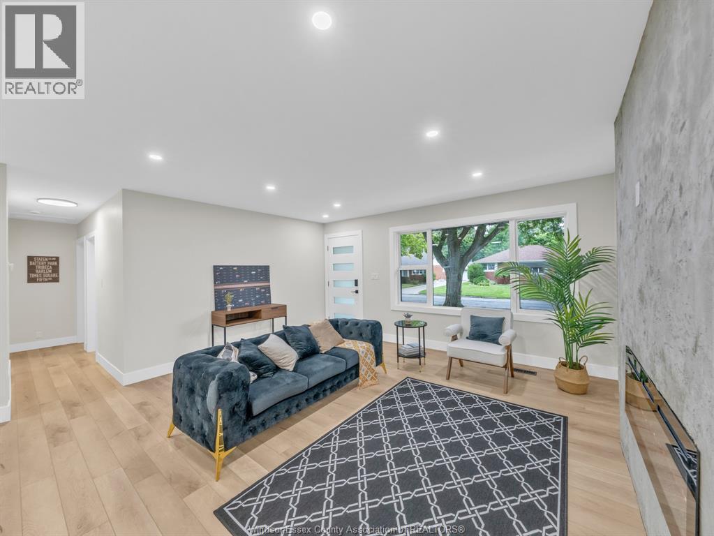 3237 Mckay AVENUE - Image 6
