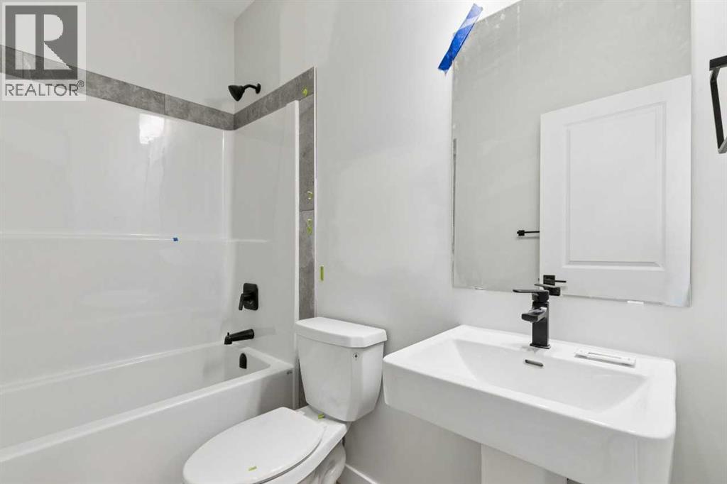 546 Hotchkiss Manor - Image 20