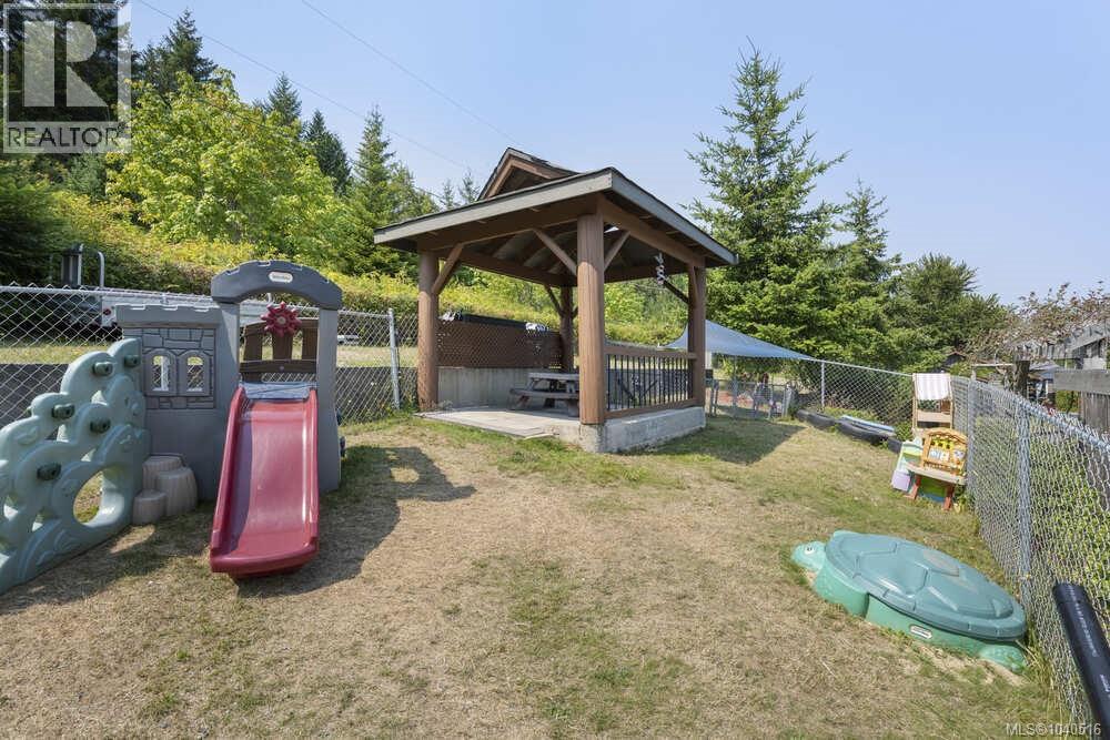 5763 Island Hwy S - Image 78