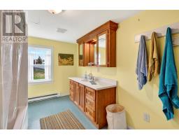 9 Bareneed Road thumbnail 31