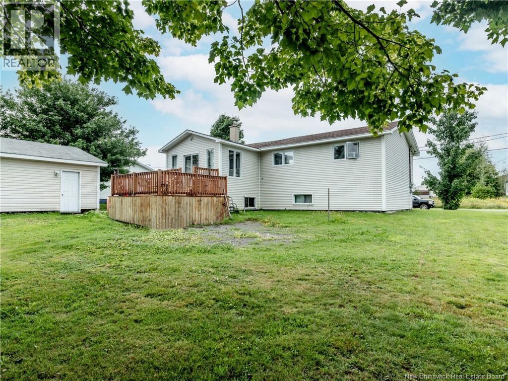 123 Acadie - Image 4