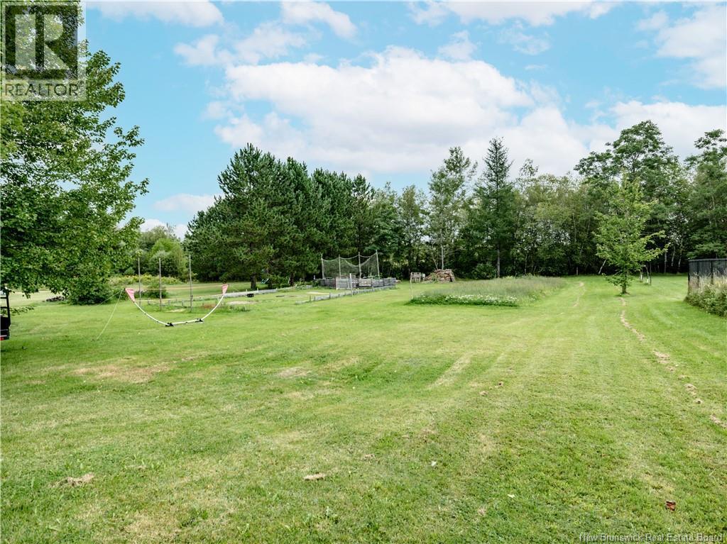 123 Acadie - Image 5