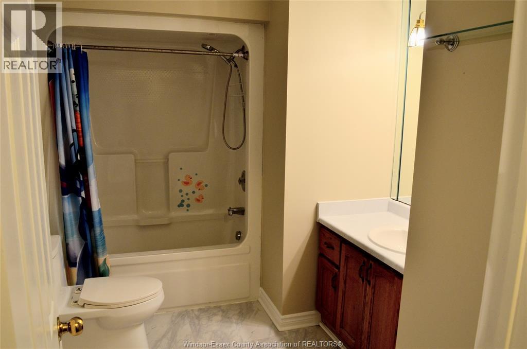 1270 WOODMOUNT CRESCENT - Image 31