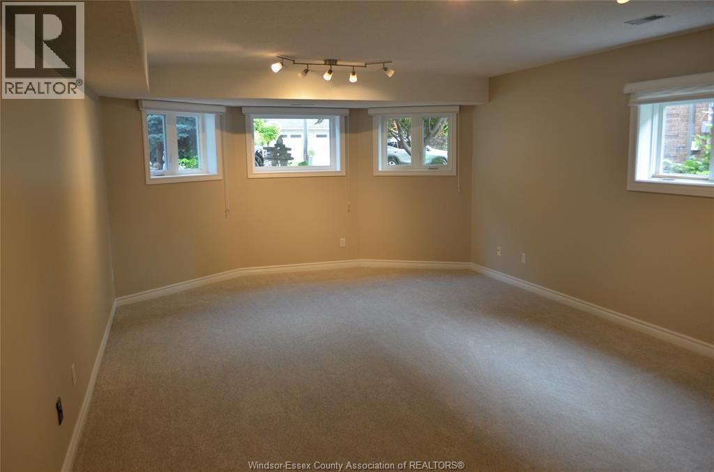 1270 WOODMOUNT CRESCENT - Image 36