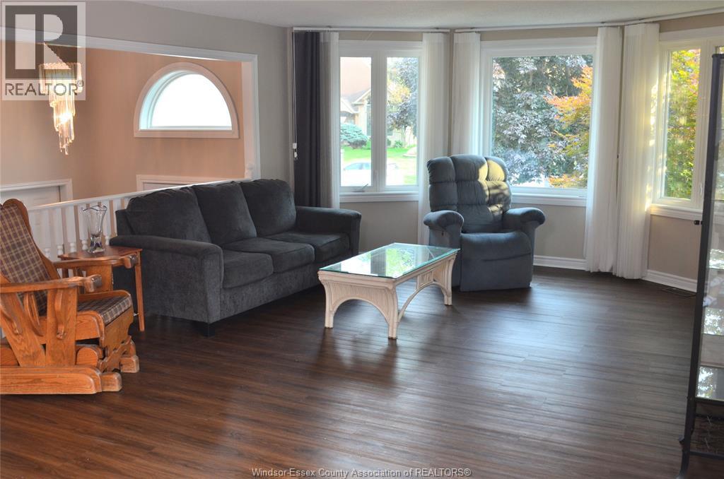 1270 WOODMOUNT CRESCENT - Image 7