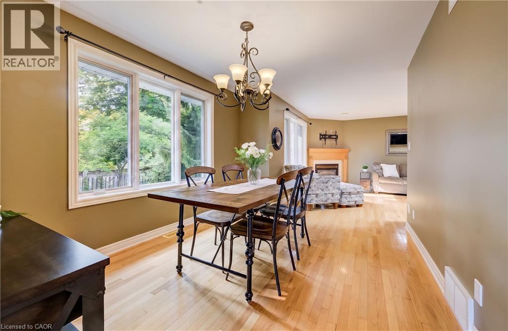910 WALTON Avenue N - Image 10