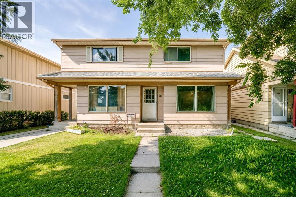 Property for sale at 96 Erin Woods Boulevard SE