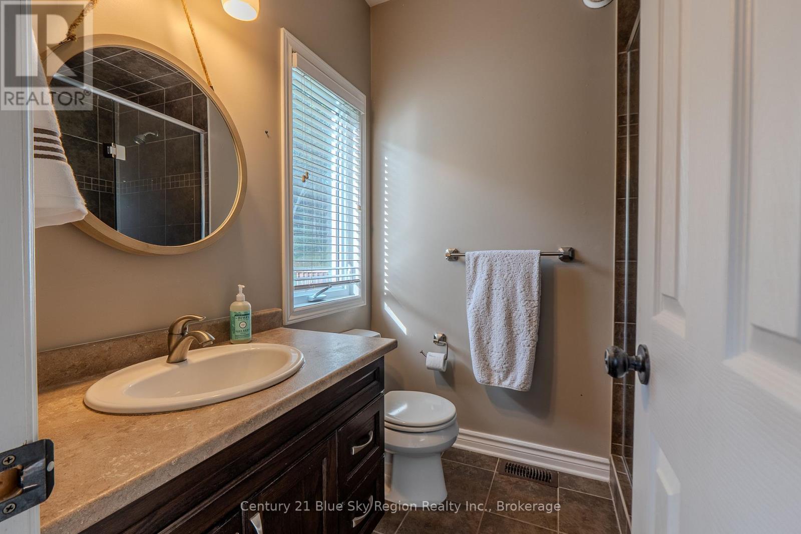 24 OSPREY CRESCENT - 18