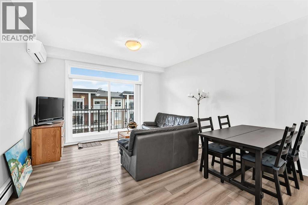 #409 30 Walgrove SE - 12