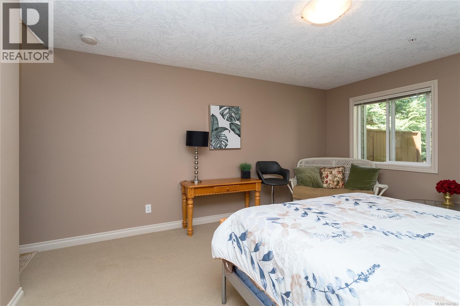 #7 199 Atkins Rd - 27