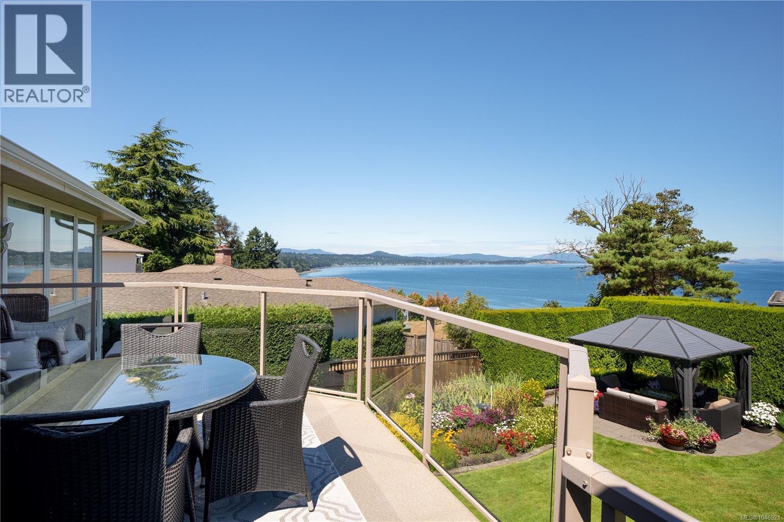  4596 Bonnieview Place, Saanich