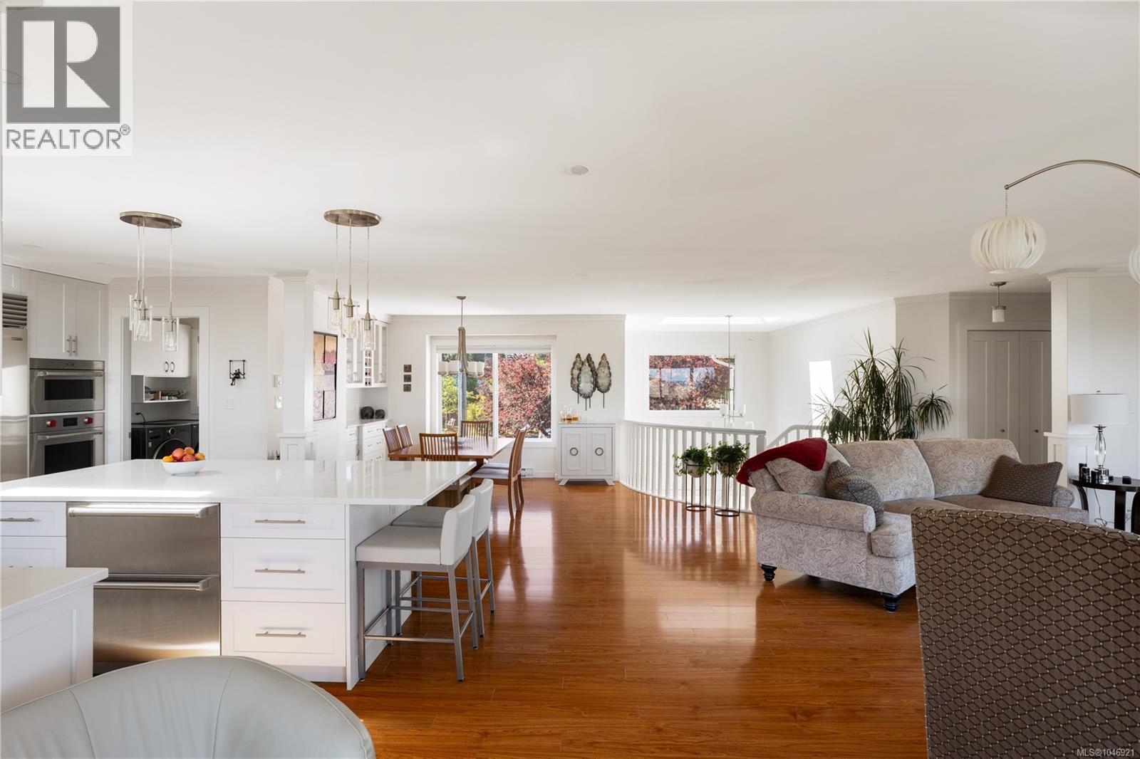 4596 Bonnieview Place, Saanich