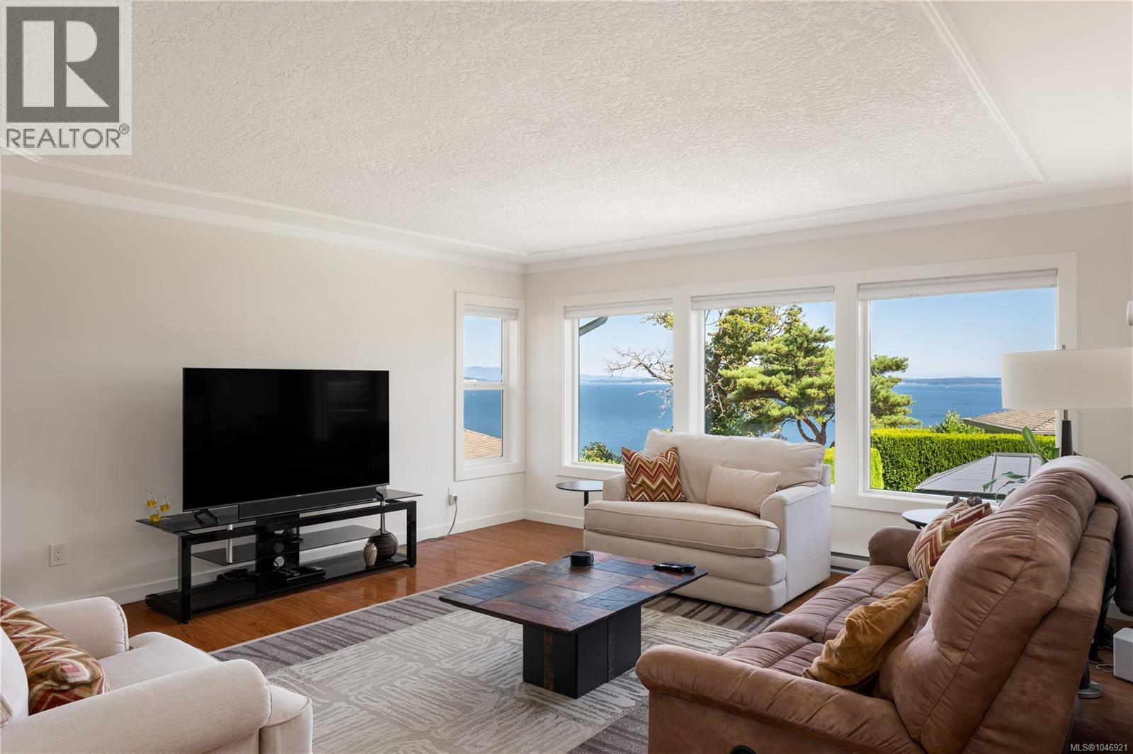  4596 Bonnieview Place, Saanich