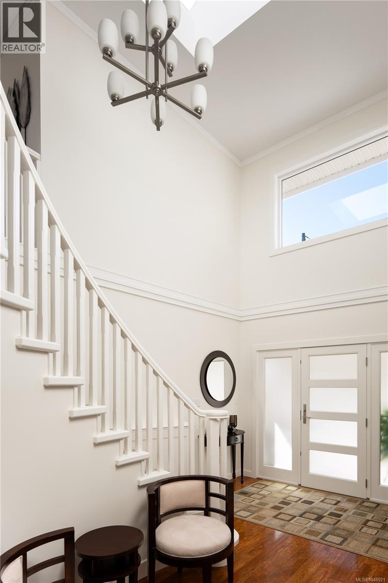  4596 Bonnieview Place, Saanich