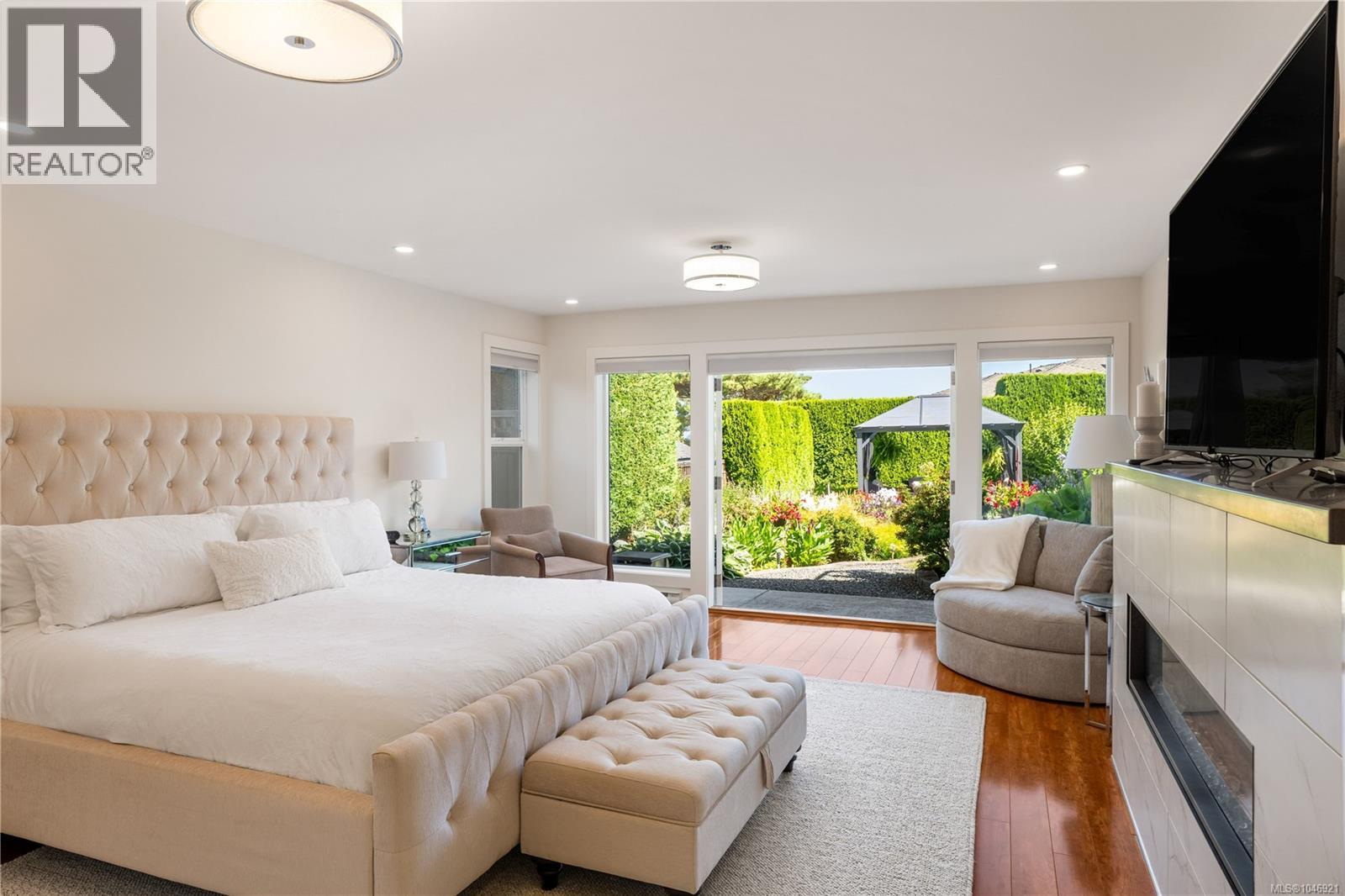  4596 Bonnieview Place, Saanich
