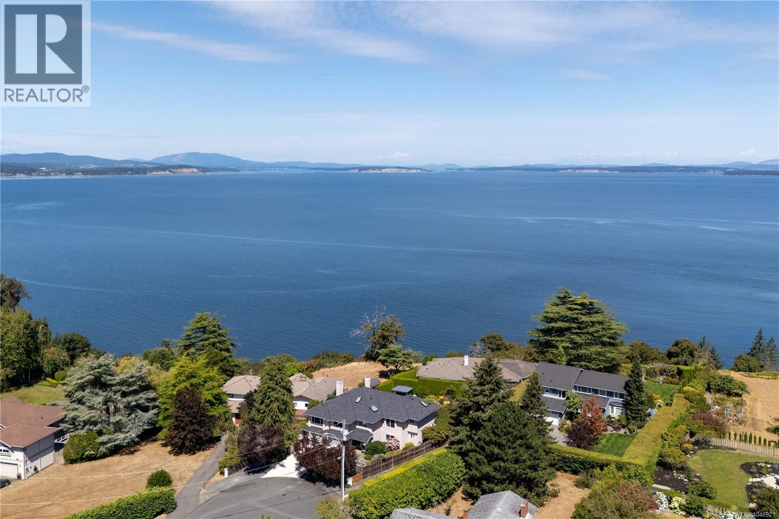  4596 Bonnieview Place, Saanich