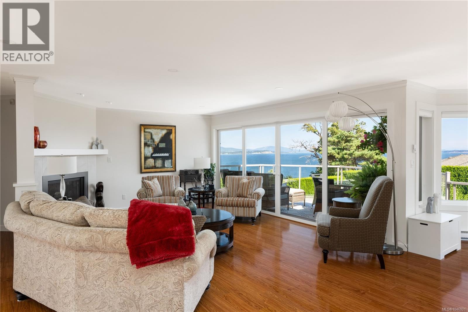  4596 Bonnieview Place, Saanich