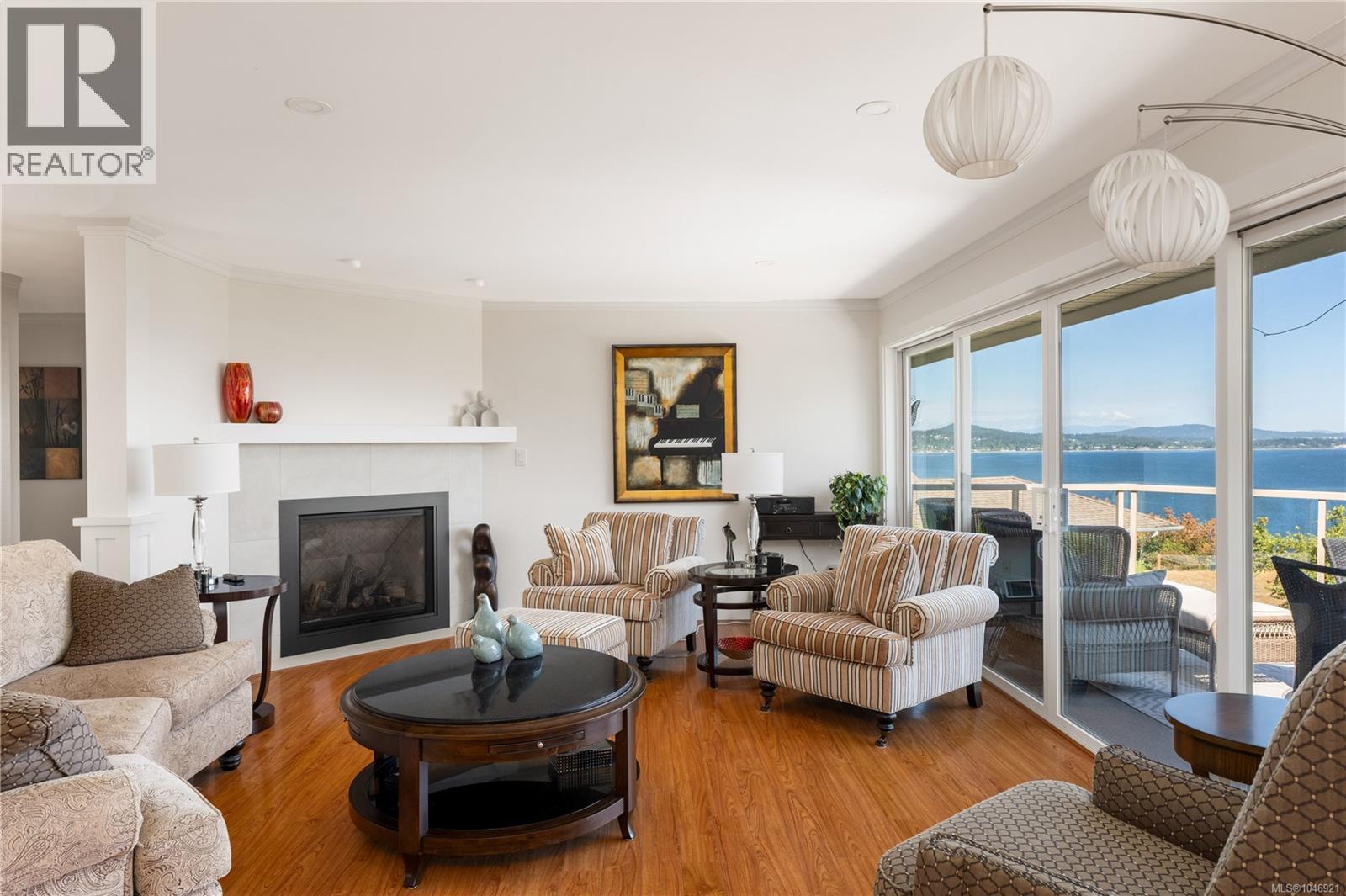  4596 Bonnieview Place, Saanich