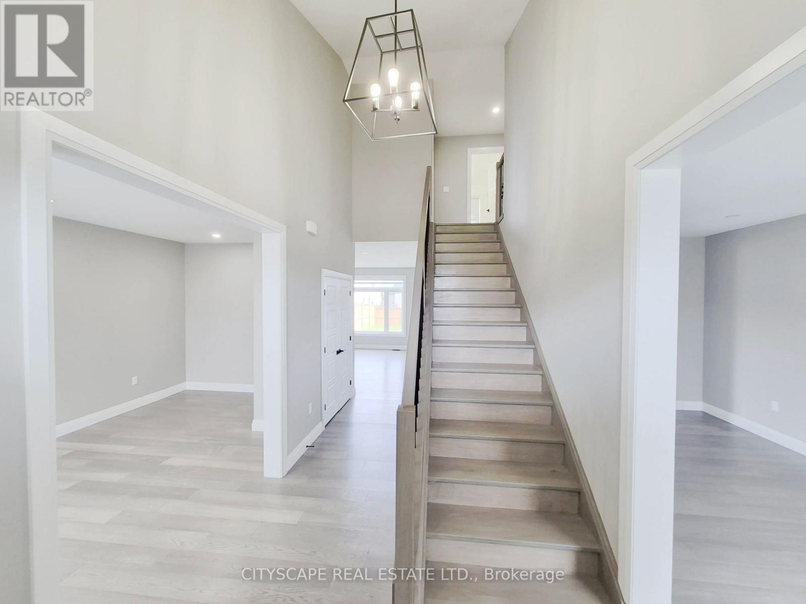 60 HAZELWOOD PASS - Image 21