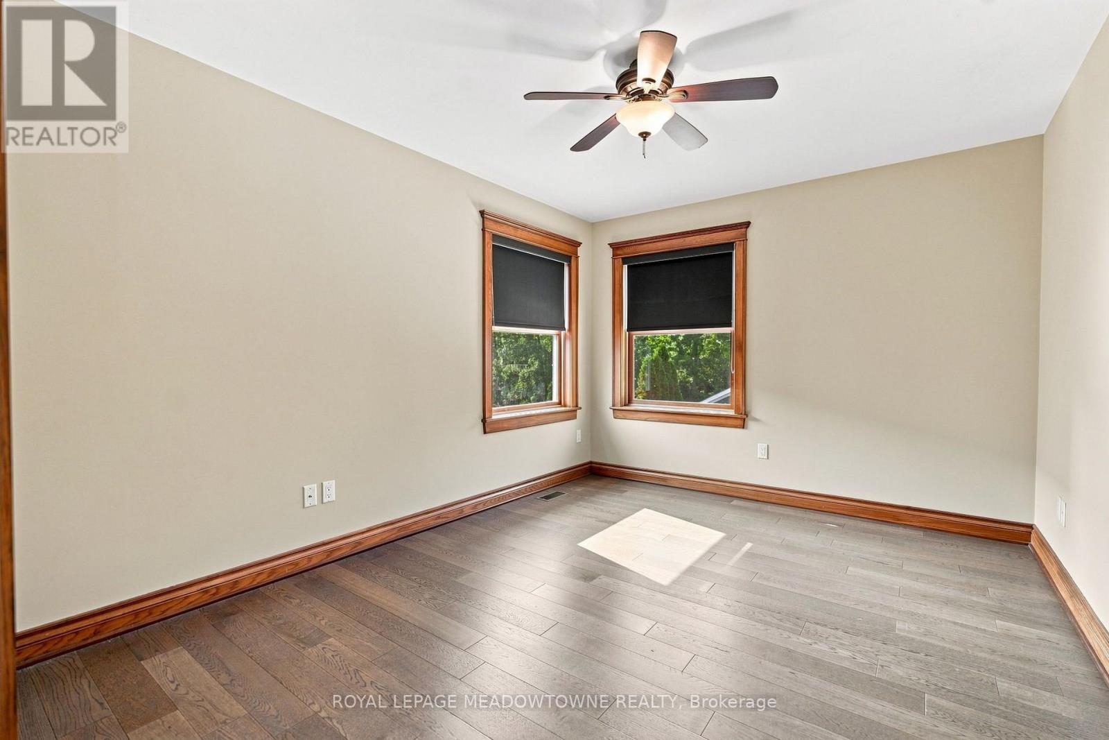 31 EMERICK AVENUE - 24