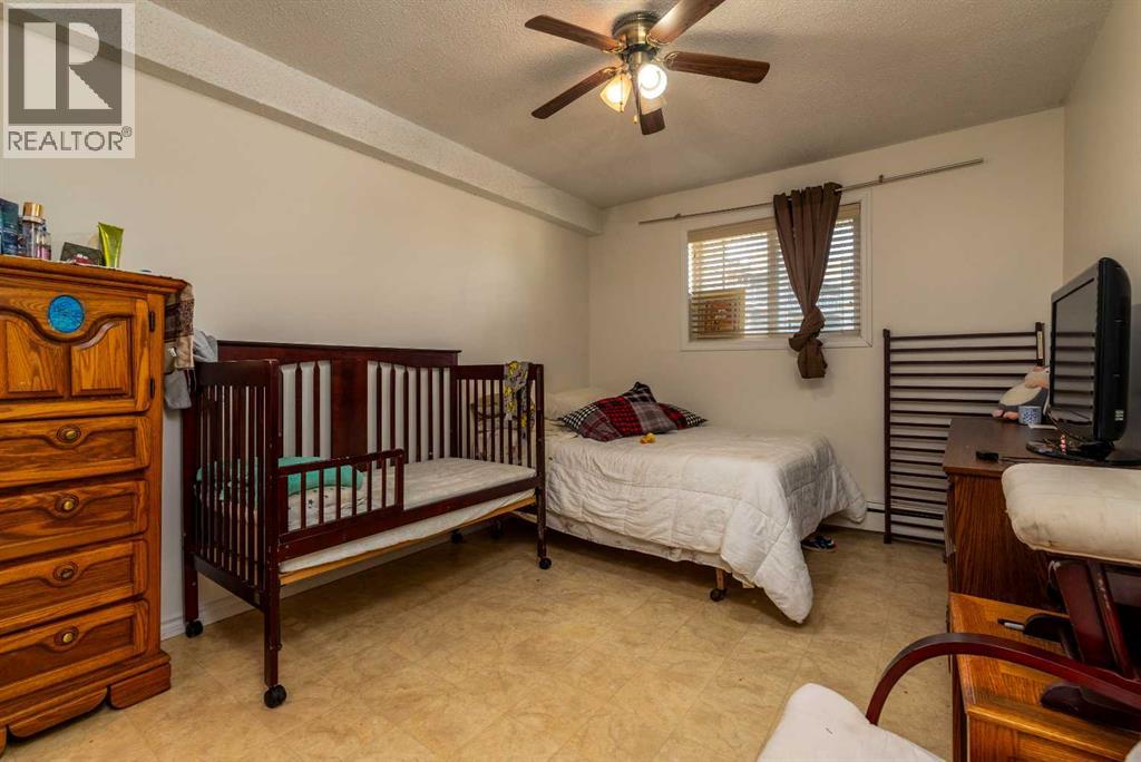#109B 3007 57A Avenue - Image 12