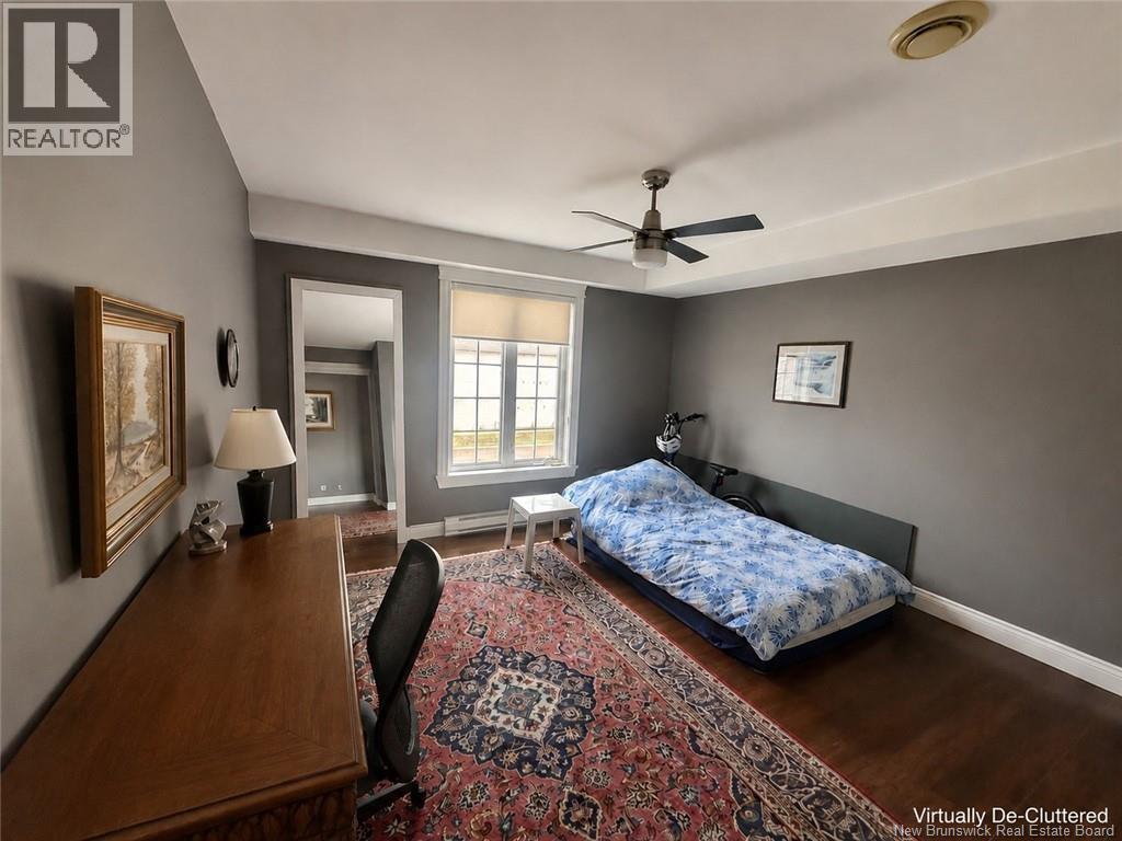 #327 130 Lian Street - Image 11