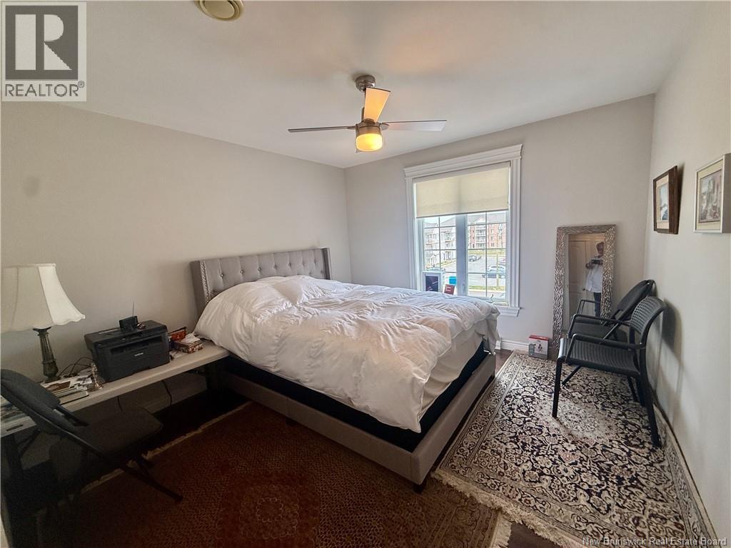 #327 130 Lian Street - Image 10