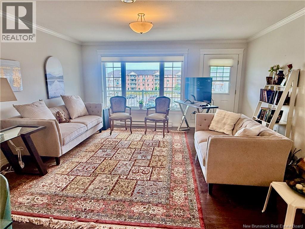 #327 130 Lian Street - Image 6