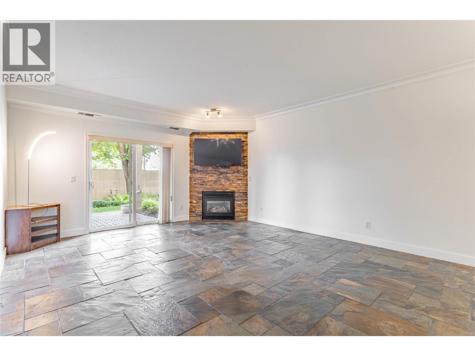 103 2300 Benvoulin Road, Kelowna