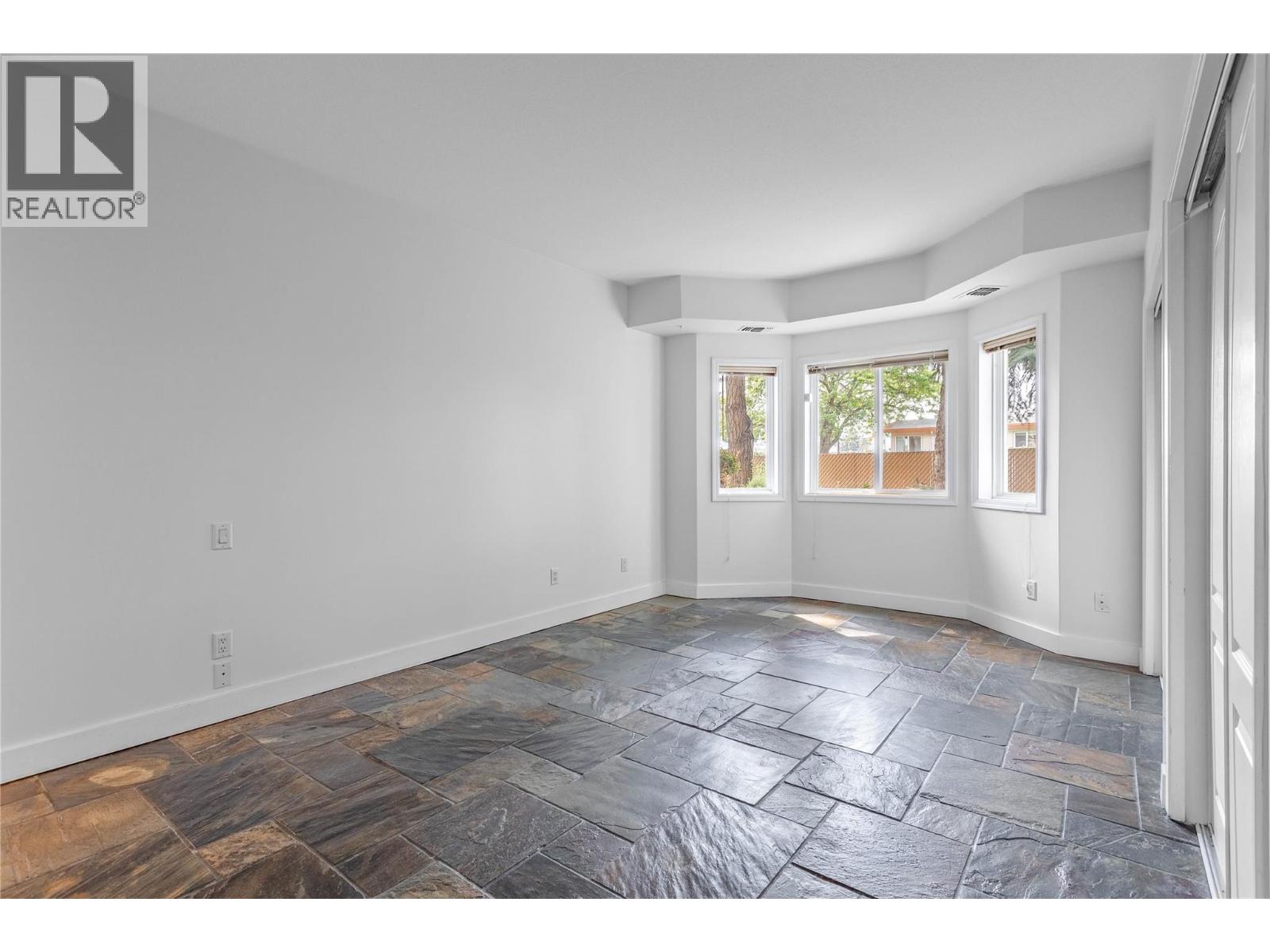 103 2300 Benvoulin Road, Kelowna
