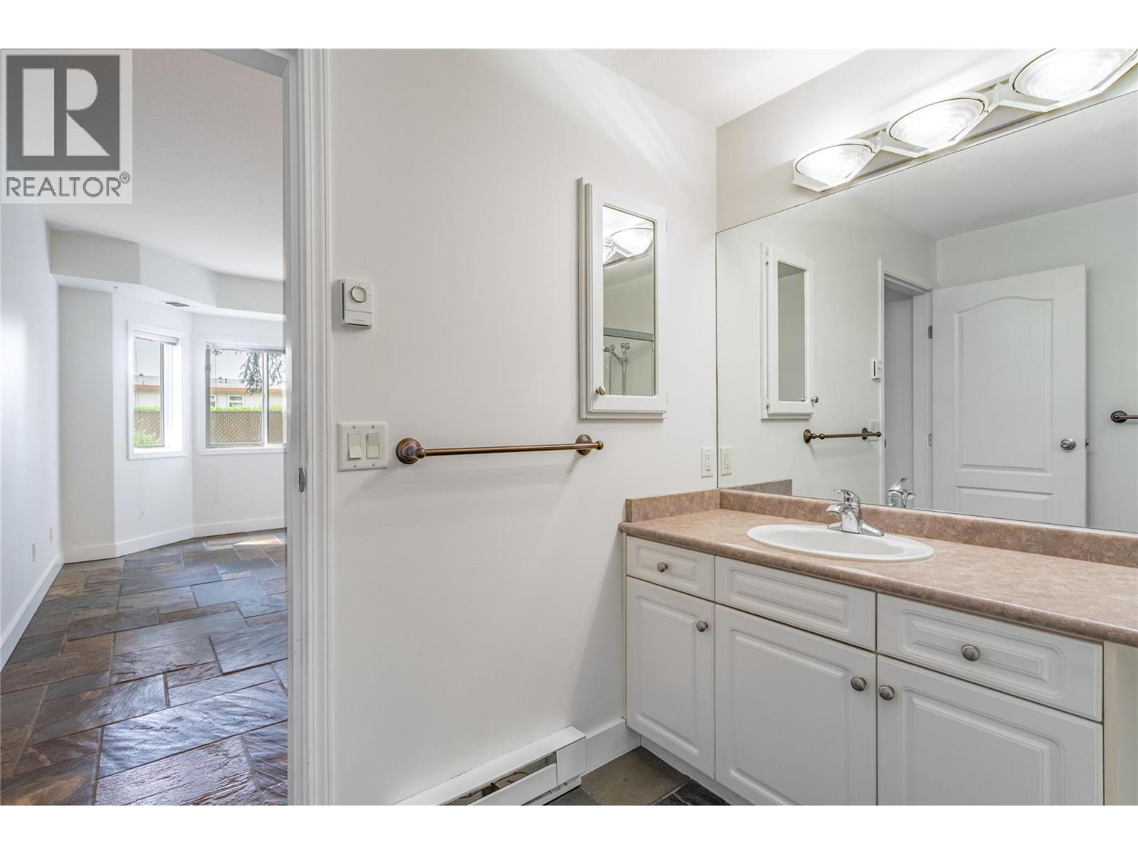 103 2300 Benvoulin Road, Kelowna