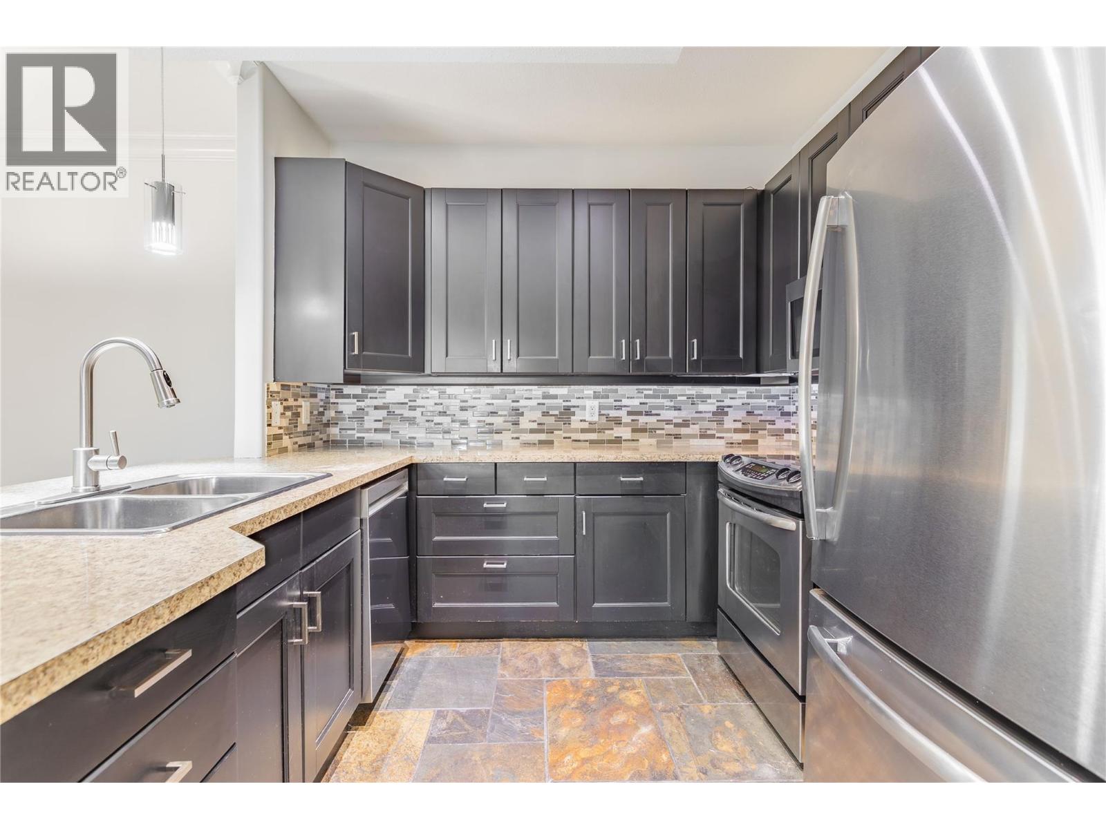 103 2300 Benvoulin Road, Kelowna