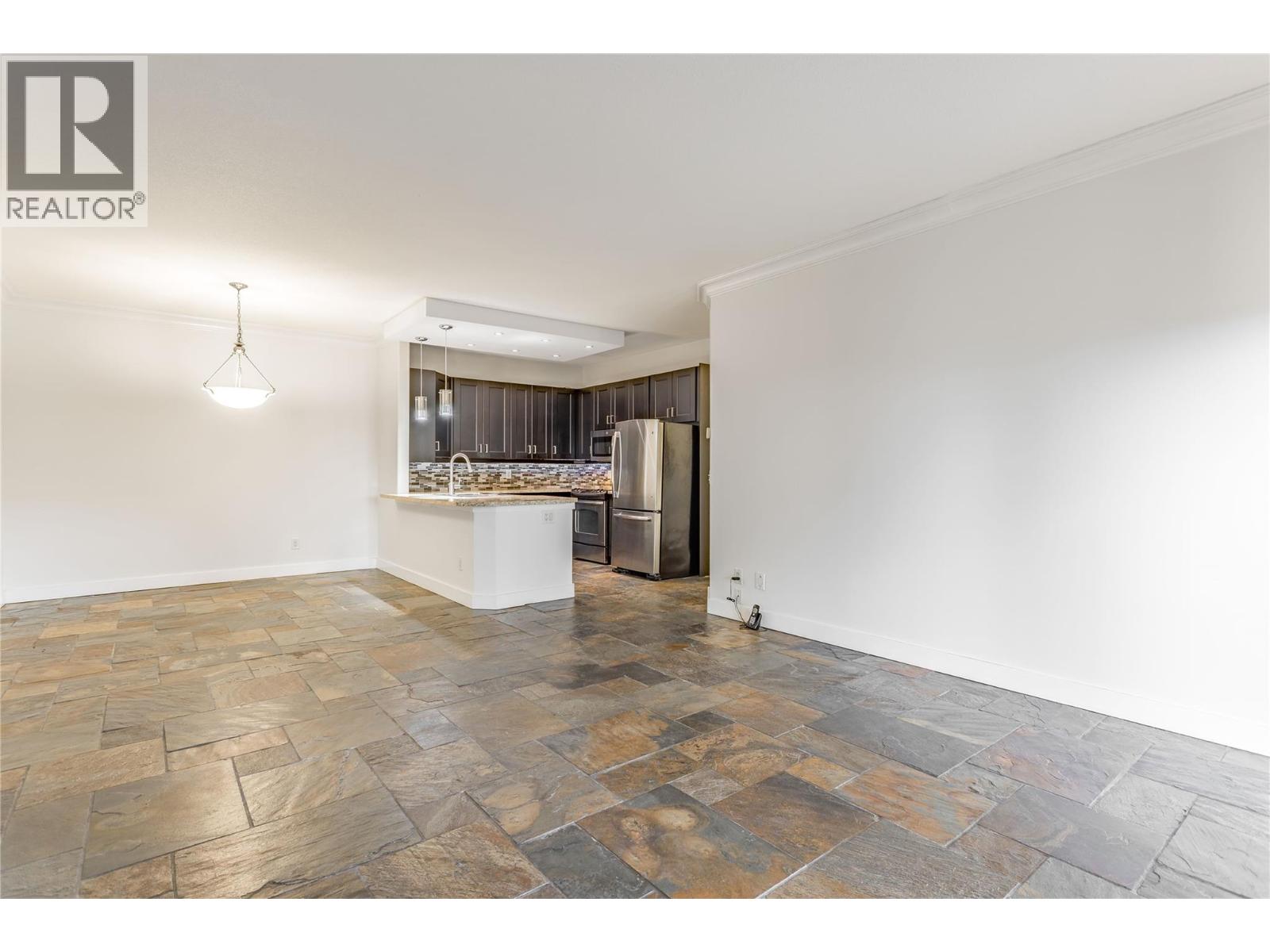 103 2300 Benvoulin Road, Kelowna