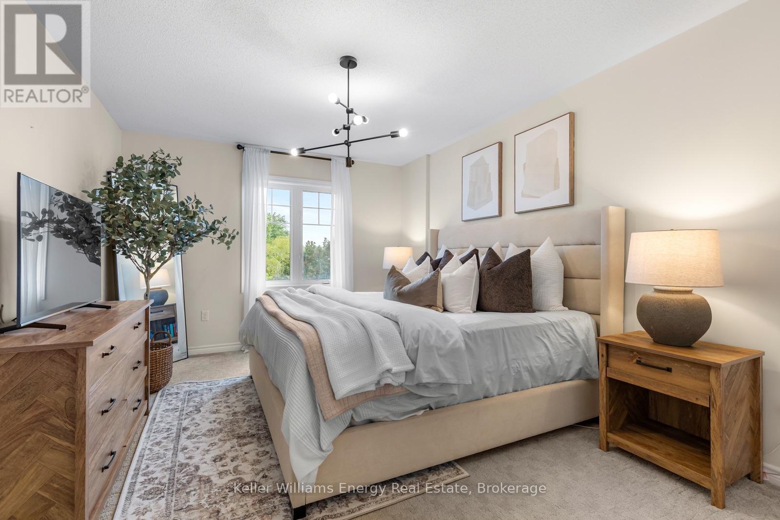 16 STREATHERN WAY - Image 18