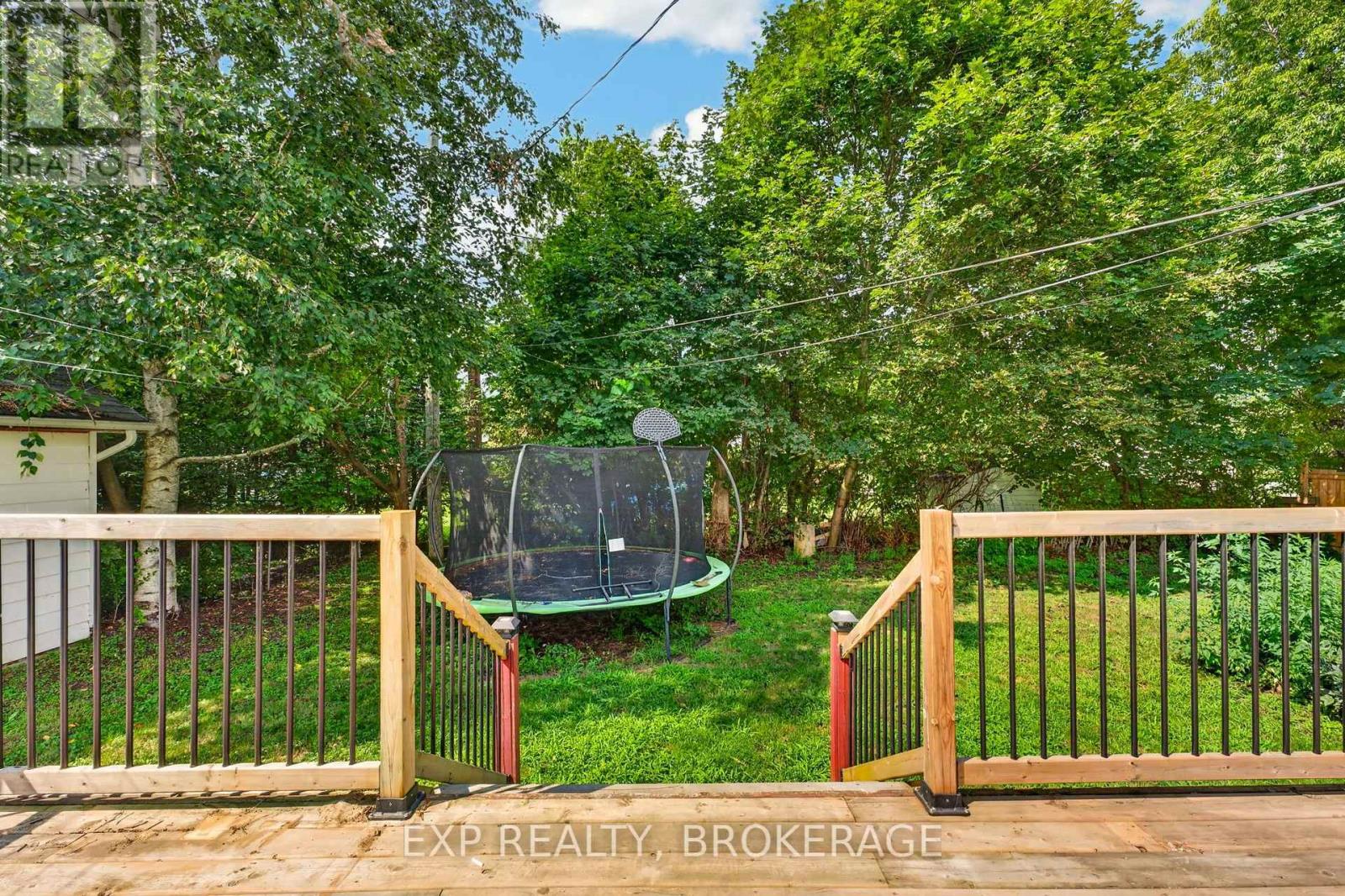 650 HILLSIDE DRIVE - Image 19
