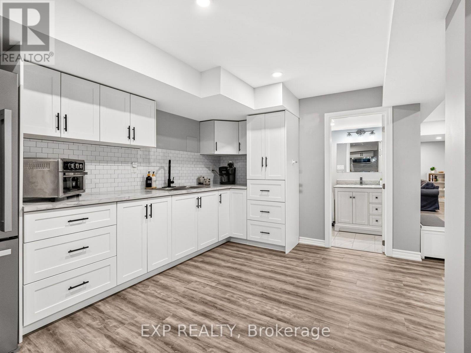 62 ESTHER CRESCENT - Image 43