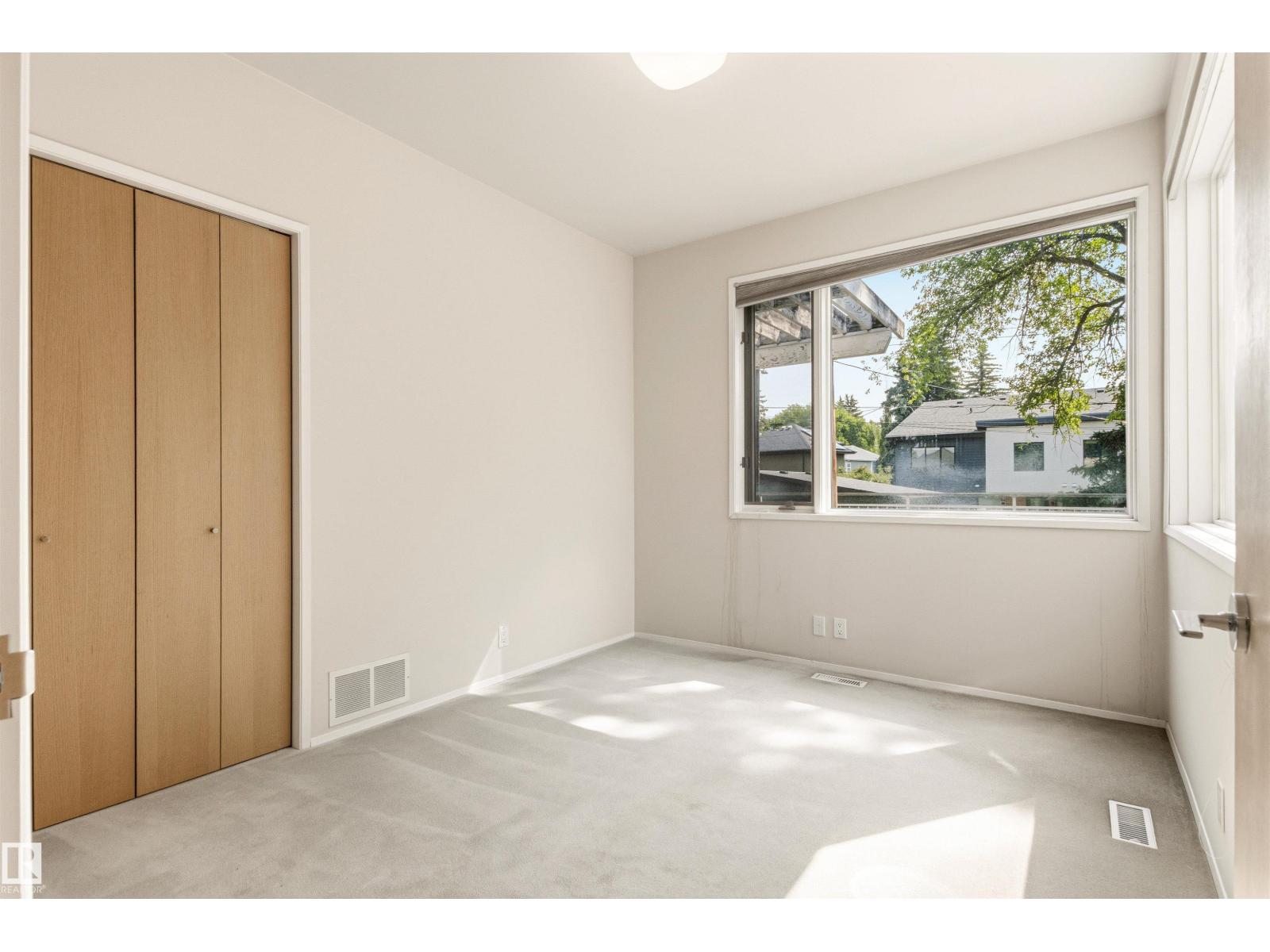 7415 SASKATCHEWAN DR NW - Image 64