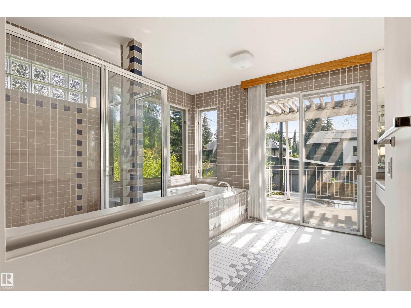7415 SASKATCHEWAN DR NW - Image 56