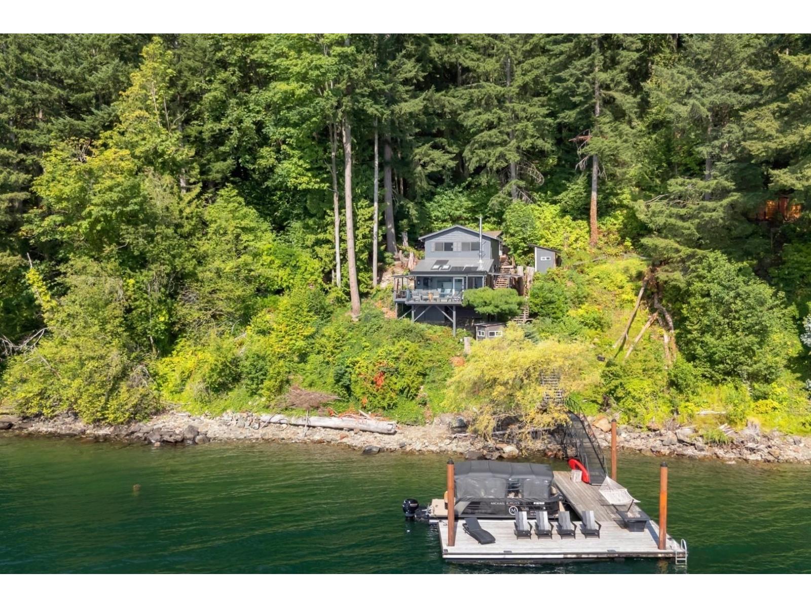 BLK C DL 355 CASCADE BAY, Harrison Lake, Harrison Hot Springs